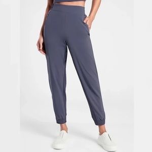 NWT Athleta Brooklyn Jogger 14T Medieval Violet